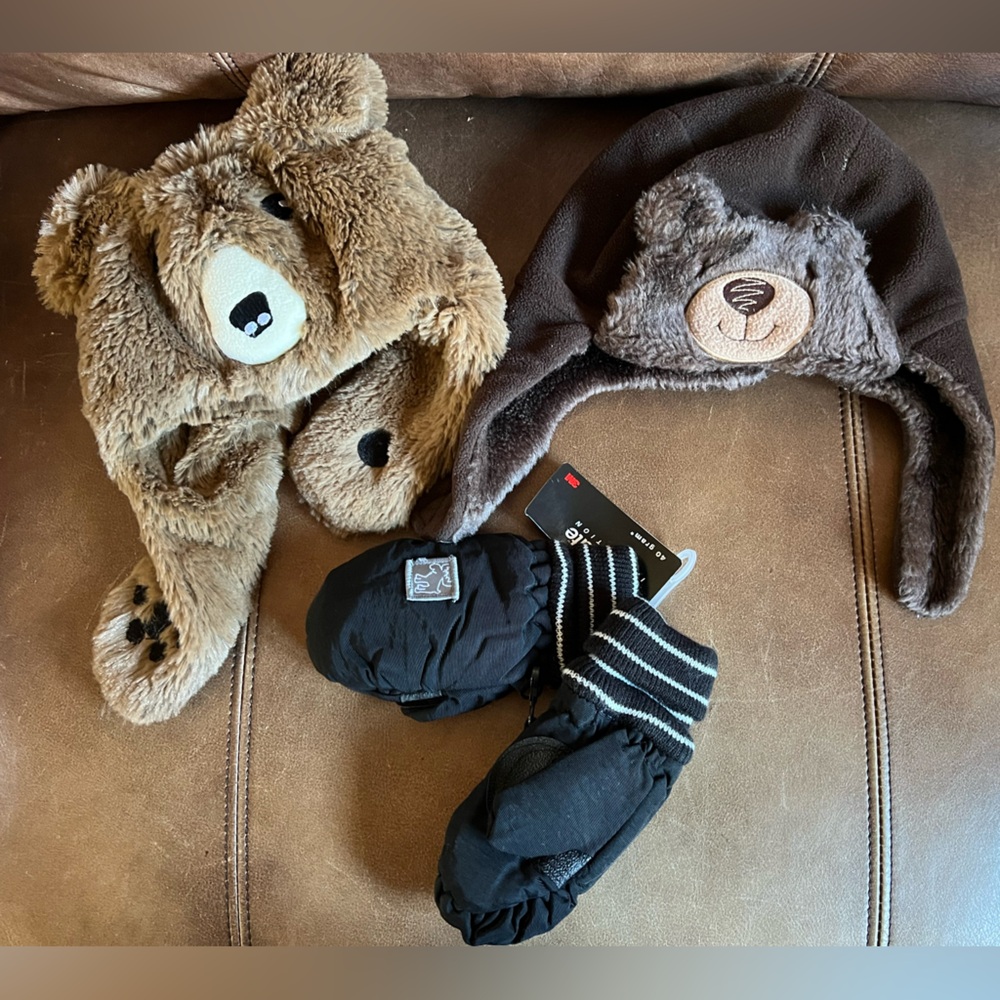 Gymboree boys bear hat, unknown name bear hat & Thinsulate mittens